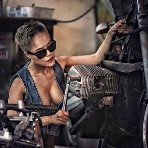 Casual Friday Mechanic Girl a.jpg