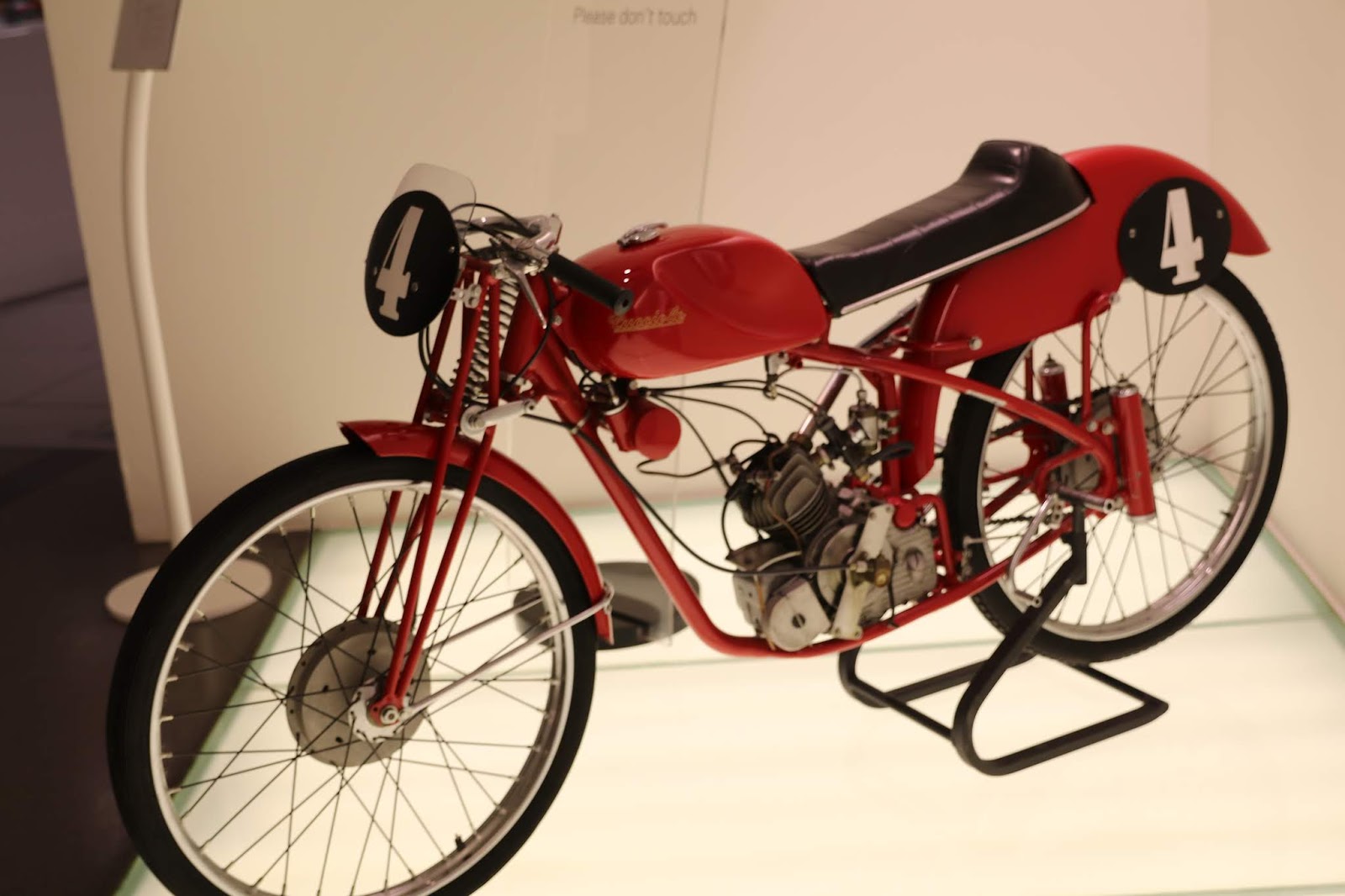 1949 Ducati Cucciolo RR 1.JPG