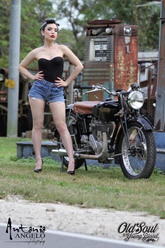 cc588151a9a3da8c0a90e58e6c02ed0e--festival-miami-motorcycle-desi.jpg