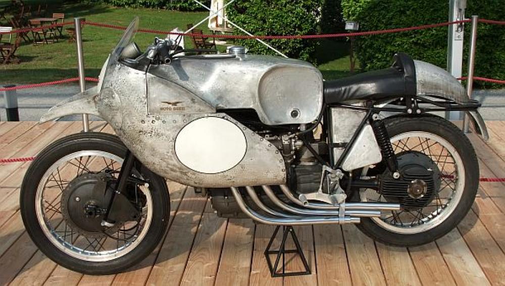 01 Moto Guzzi 8 cilindri GP 500 - Versione 1953.jpg