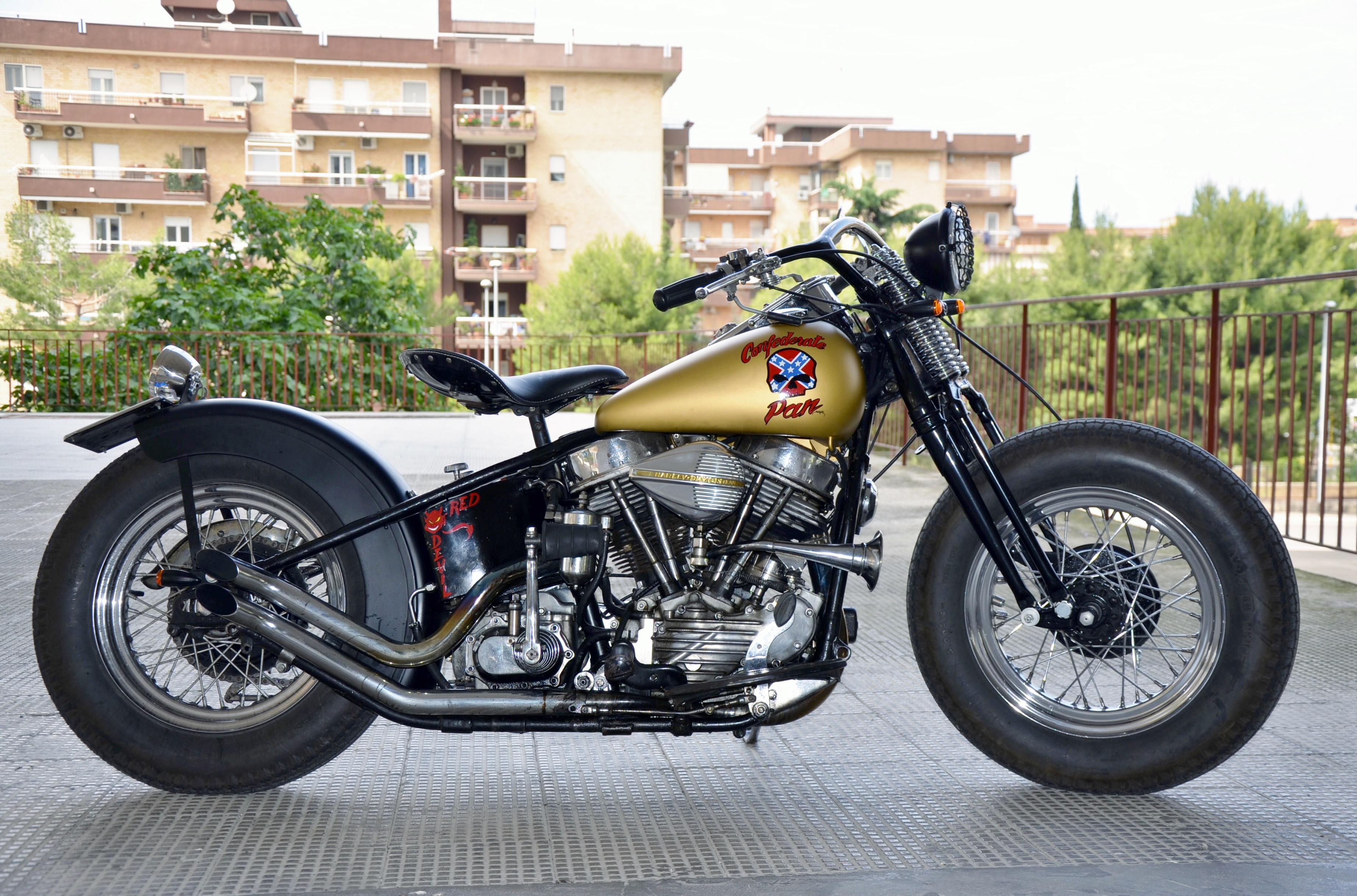 Bobber GLS.JPG