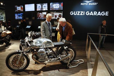 03 Cent'anni di guzzi rid.jpg