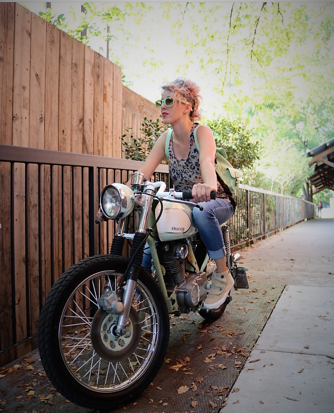 Honda-CB125-Brat-Cafe-13.jpg