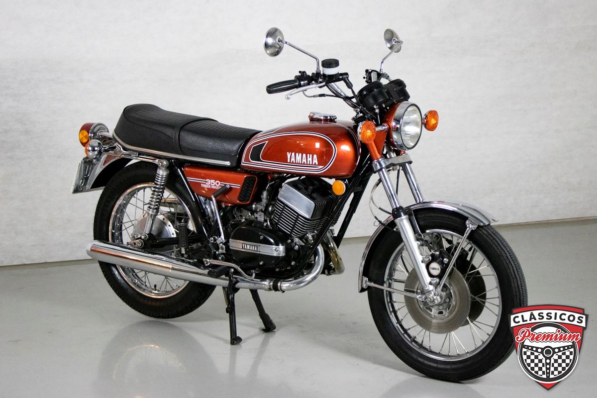 -yamaha-rd-350 1975.jpg