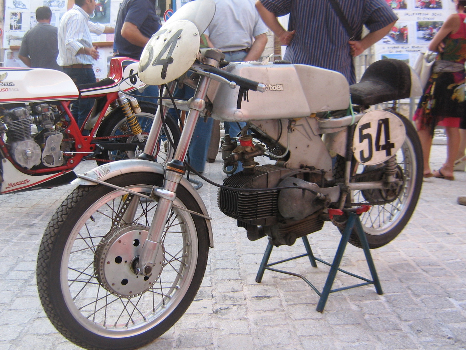 MOTOBI 175 CORSA.jpg