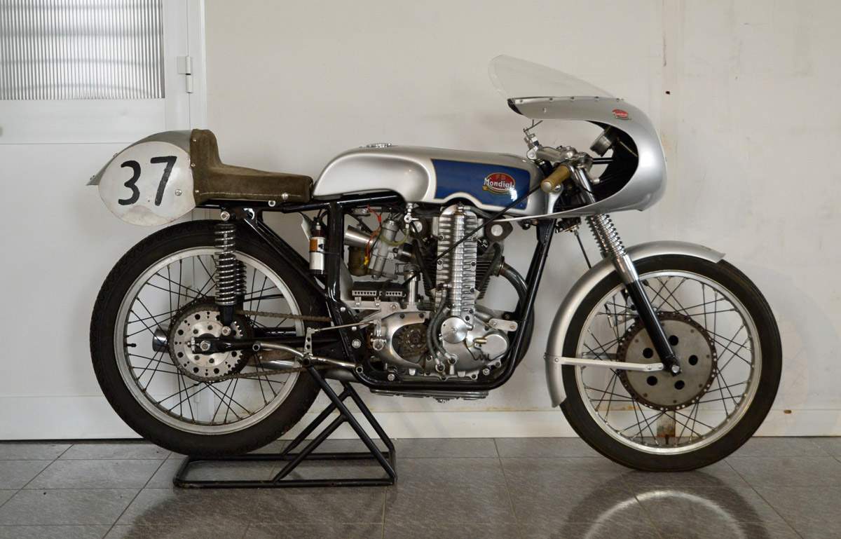 Mondial 250 Bialbero-2.jpg