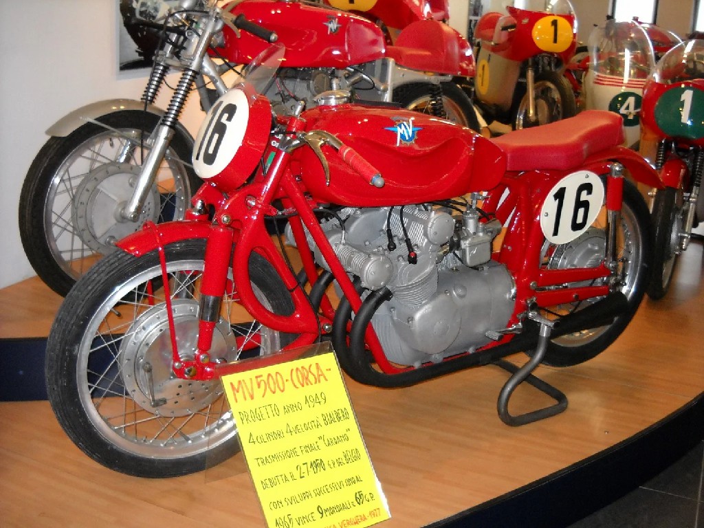 mv 500 corsa 1949.jpg