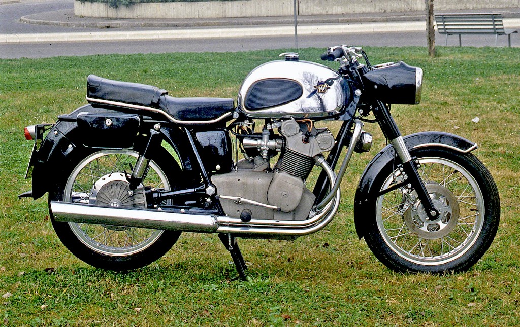 mv 500 gt 1966.jpg