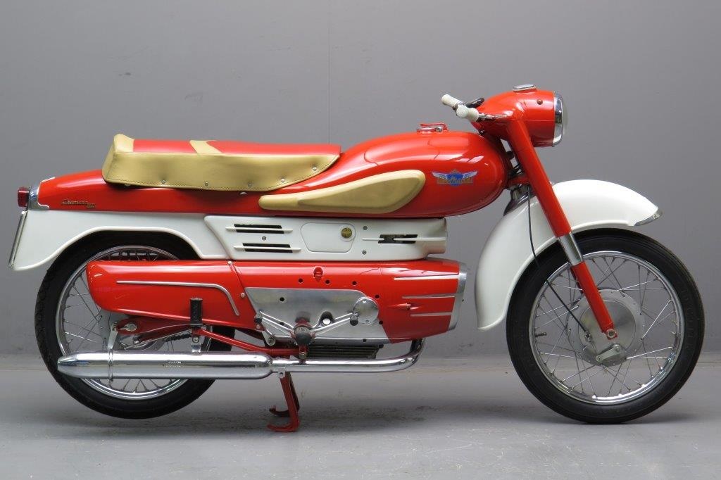 aermacchi chimera 175.jpg