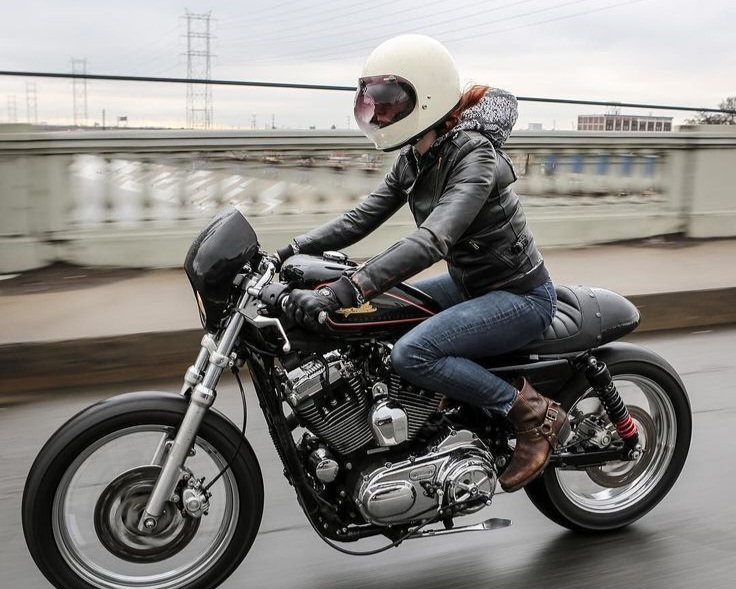 5 Types of Women that Ride Motorcycles (Infographic).jpeg