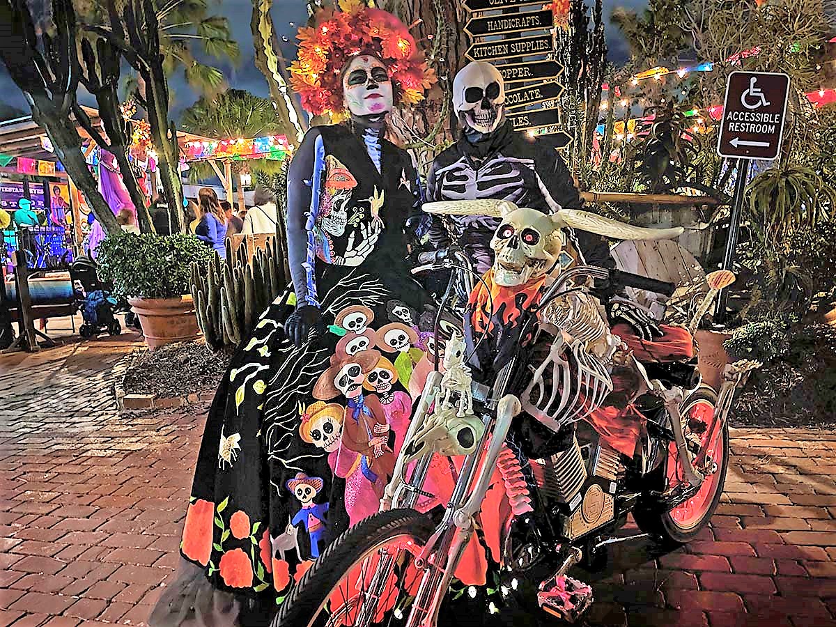 old-town-dia-de-los-muertos-celebration-9.jpg