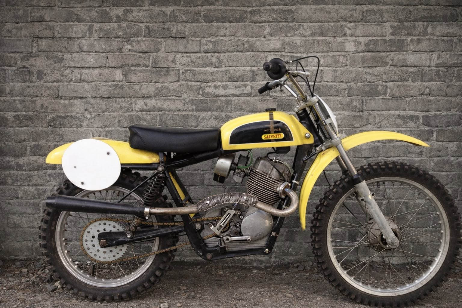guzzi stornello cross 212cc camillo salvetti 1971.jpg