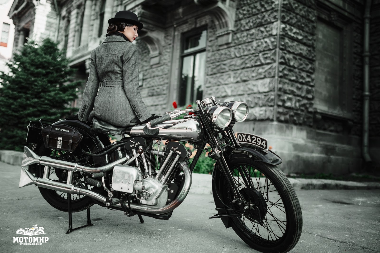 Brough Superior SS100.jpg