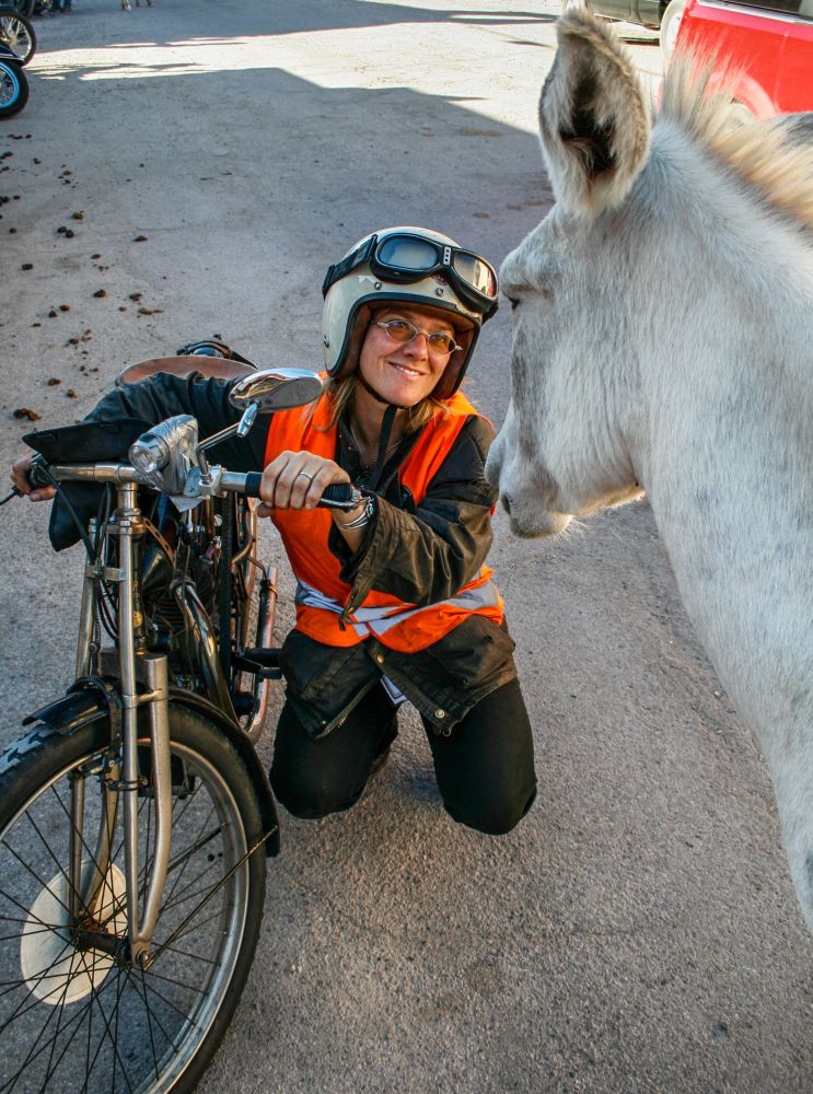 23 2010 Cannonball 18 Katrin and burro a_pre.jpg