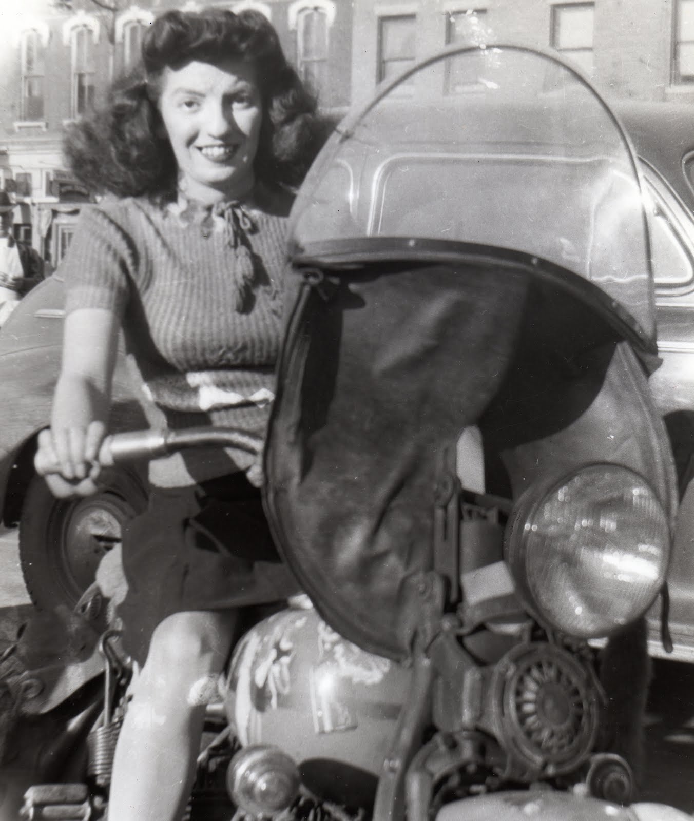 MomMotorcycle001.jpg