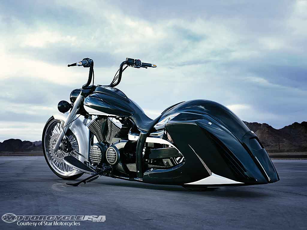 pinsdaddy-low-and-mean-custom-v-star-950-photos-motorcycle-usa.jpg