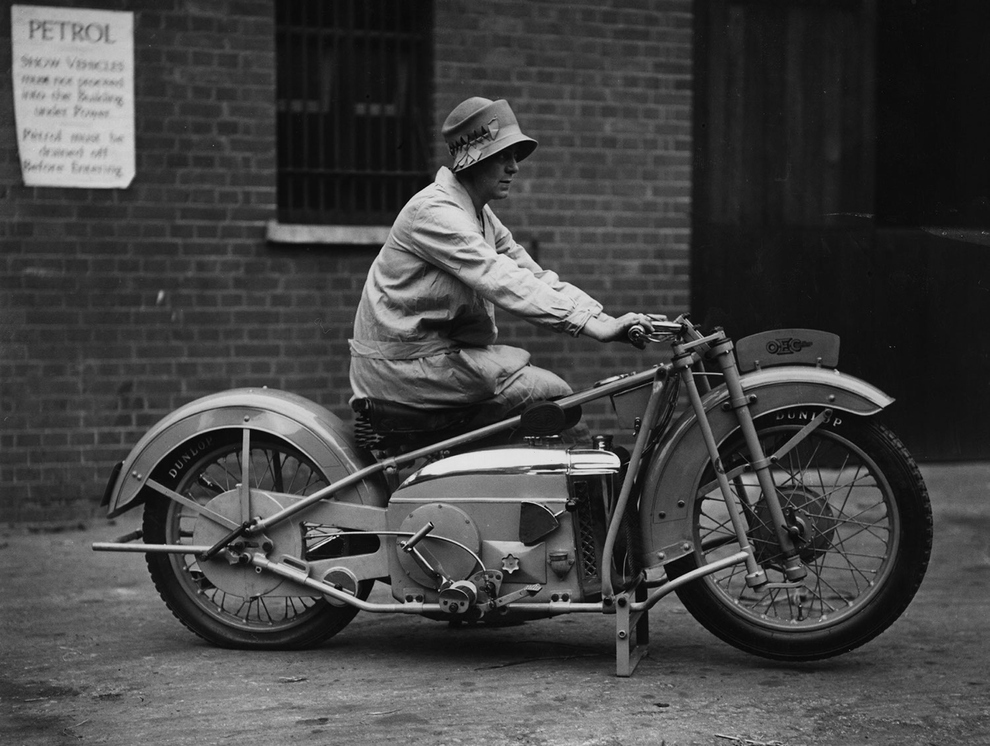 Badass Girls Riding on Motorbikes in the 1920s (44).jpg