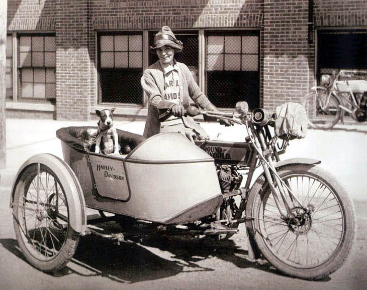 Badass Women Riding on Sidecars (23).jpg