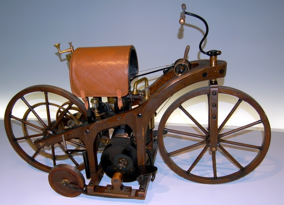 Daimler_First_Motorcycle.jpg