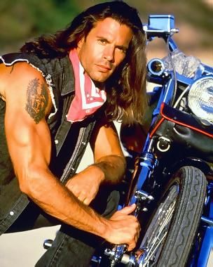 a1136137153334b17673ff2ef04b5fb3--lorenzo-lamas-pretty-boys.jpg