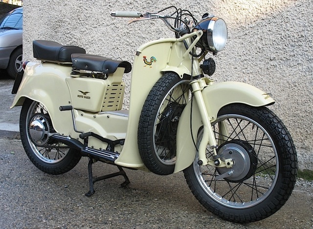 moto_guzzi_galletto_avorio.jpg